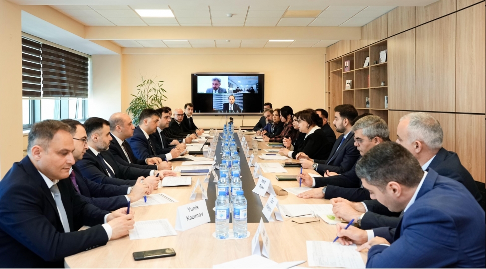 ishgaldan-azad-edilmish-erazilerde-meshgullugun-teminati-uchun-ishegoturenlerle-birge-ardicil-ishler-aparilir