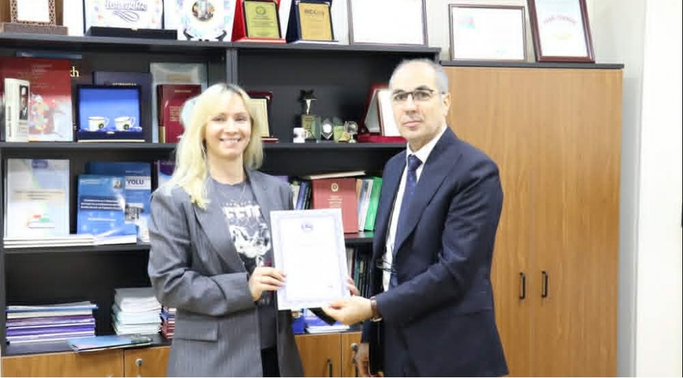 polshanin-rzeszow-universitetinin-numayendesi-azerbaycan-universitetinde-olub