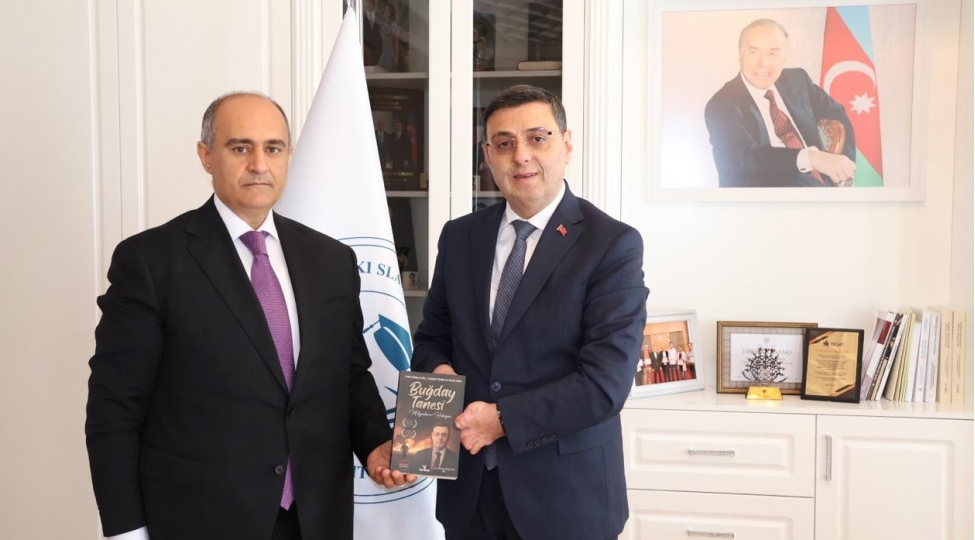 bsu-da-birleshmish-milletler-teshkilatinin-sulh-elchisi-huquqshunas-inkluzivlik-teshebbuslerinin-feal-tebligatchisi-serkan-bayramla-gorush-kechirilib