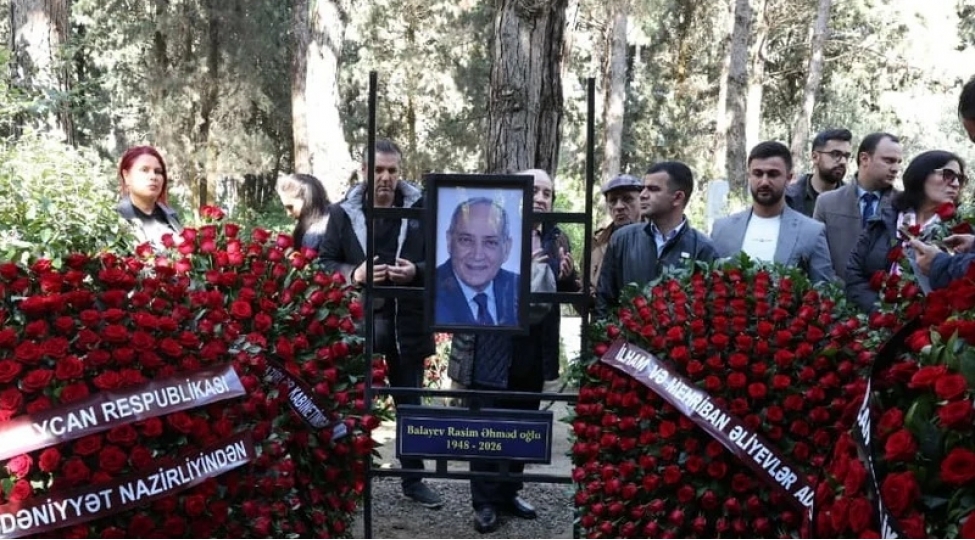 xalq-artisti-rasim-balayevin-qebirustu-abidesinin-xerclerini-dovlet-qarshilayacaq