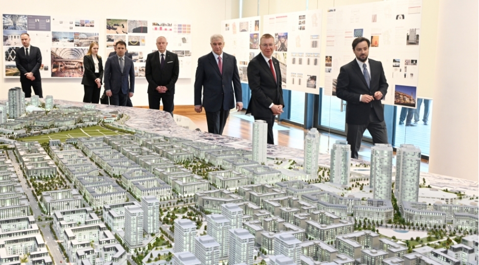 latviya-prezidenti-edqars-rinkevichs-baki-ag-sheherde-olub