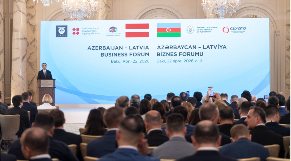 nazir-mecnun-memmedov-azerbaycan-latviya-biznes-forumunda-chixish-edib