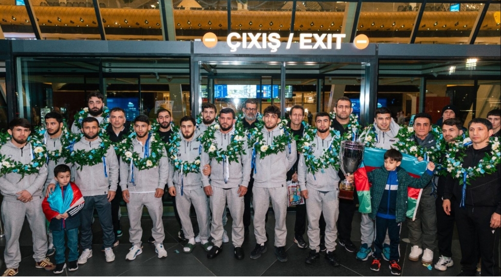 avropa-chempionu-olan-millimiz-vetene-qayidib