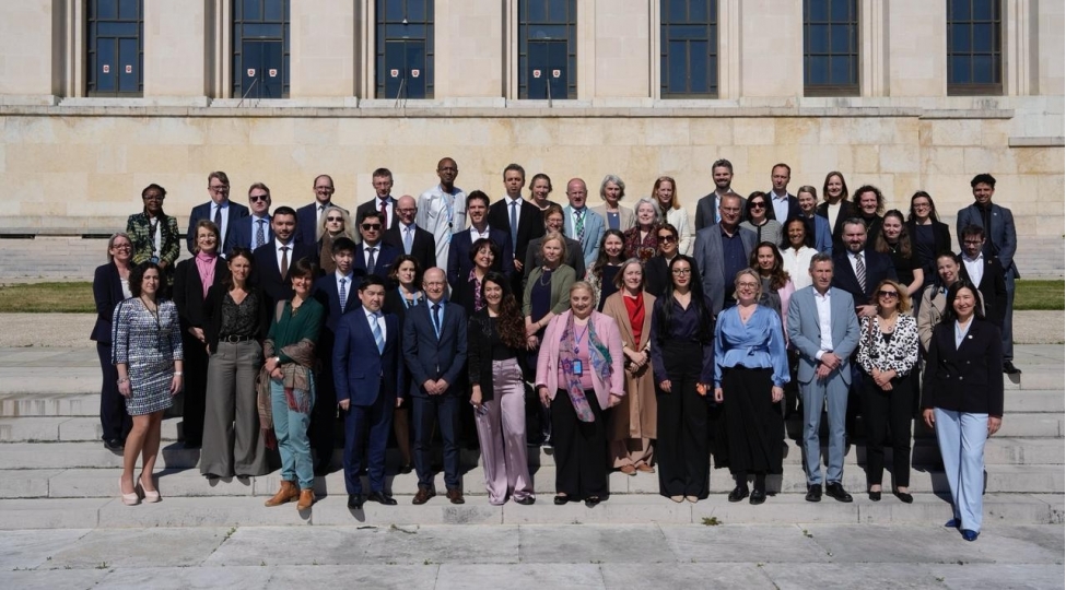 cenevrede-azerbaycanin-aqrar-sahede-reqemsallashma-iqlime-dayaniqliliq-ve-fermer-merkezli-yanashma-uzre-tecrubesi-teqdim-edilib