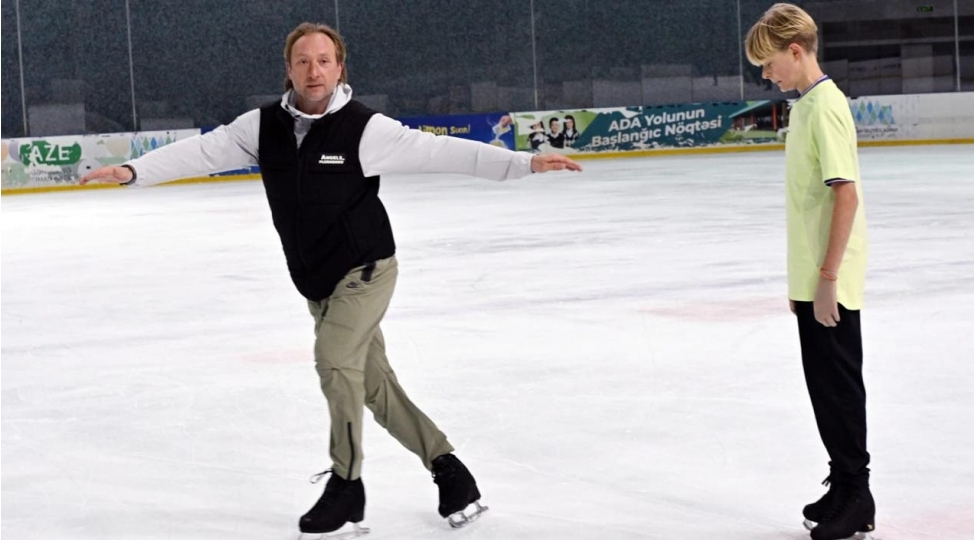 yevgeni-plushenko-yeniden-bakidadir