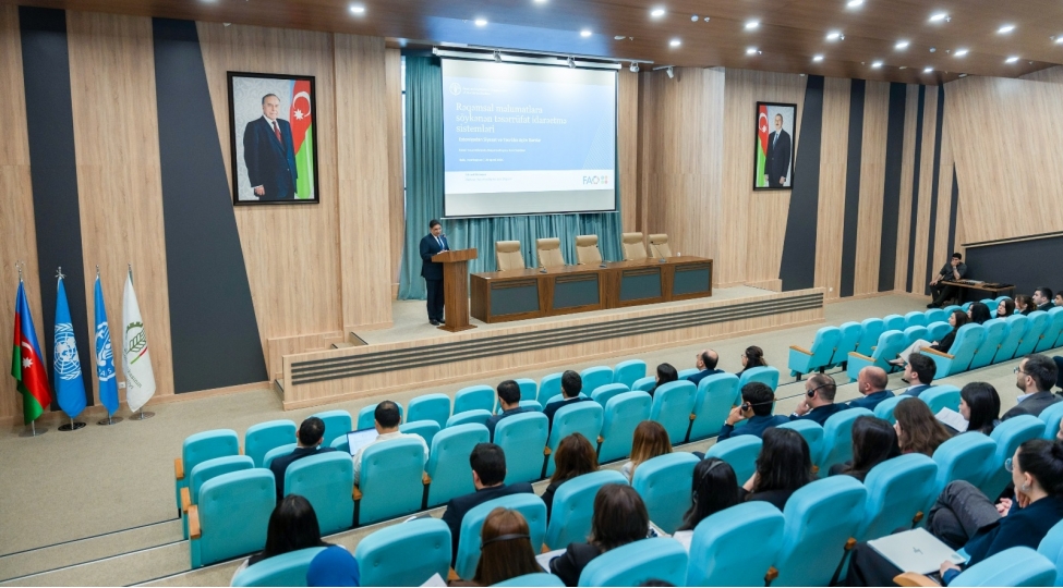 kend-teserrufatinda-reqemsal-transformasiya-ve-dayaniqliliq-movzusunda-telim-kechirilib