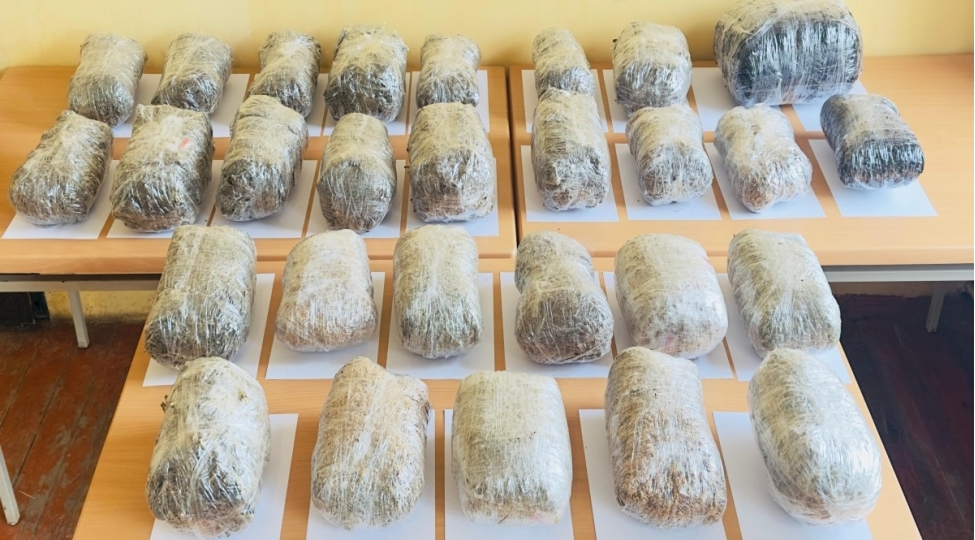 irandan-azerbaycana-55-kq-narkotikin-kechirilmesinin-qarshisi-alinib