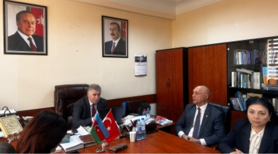 azerbaycan-dilinin-inkishaf-strategiyasi-heyder-eliyev-zirvesi-movzusunda-tedbir-kechirilib