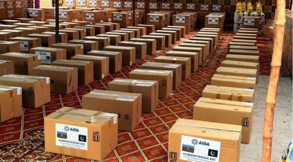 azerbaycan-pakistanda-dashqinlardan-zererchekenlere-humanitar-yardim-gosterib