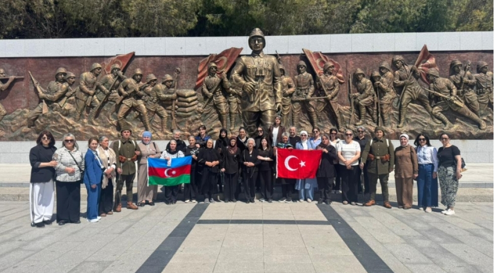 shehid-aileleri-turkiyenin-chanaqqala-ve-istanbul-sheherlerini-ziyaret-edibler