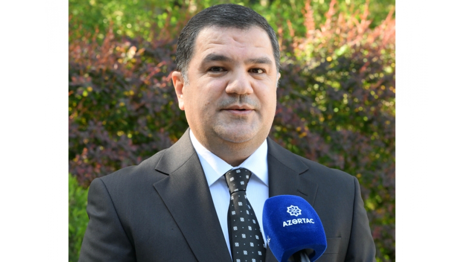 umummilli-lider-heyder-eliyev-zamani-qabaqlayan-dahi-shexsiyyet-idi-bextiyar-esgerov