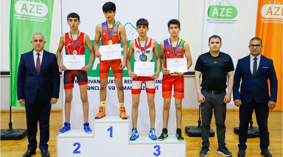 gulesh-uzre-muxtar-respublika-birinciliyinde-qalibler-mueyyenleshib