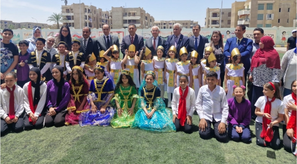 misirde-azerbaycan-dili-tedris-olunan-mektebe-komputerler-hediyye-edilib