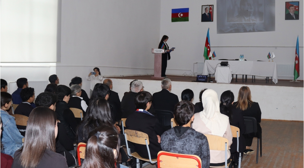 heyder-eliyev-dayaniqli-azerbaycan-peshe-tehsilinin-yaradicisidir