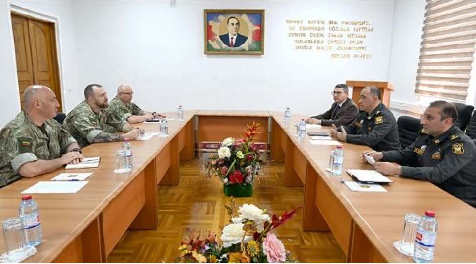 litva-herbi-akademiyasinin-numayende-heyeti-azerbaycanda-seferdedir