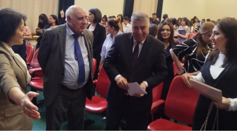 mdu-da-birinci-turkoloji-qurultaya-hesr-edilmish-kitabin-teqdimati-olub