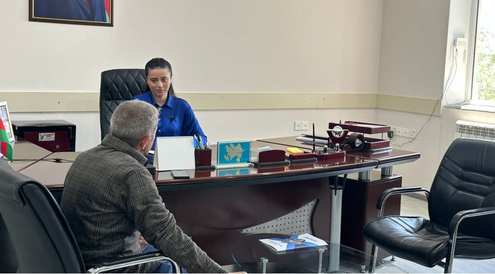 milli-meclisin-deputatisebine-xasayeva-sechicilerle-gorush-kechirib