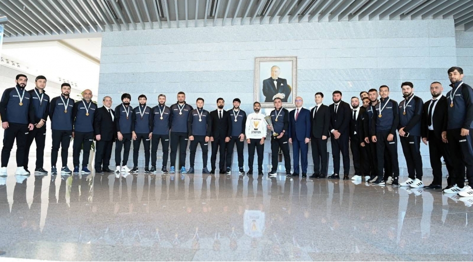 socar-komandasi-dovlet-qurumlari-arasinda-kechirilen-minifutbol-turnirinin-qalibi-olub