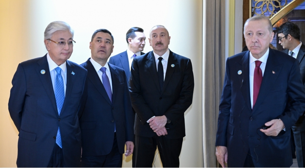 Prezident İlham Əliyev və TDT-nin qeyri-rəsmi Zirvə görüşünün digər iştirakçıları Türküstanda bir sıra mədəni məkanlarla tanış olublar - 
