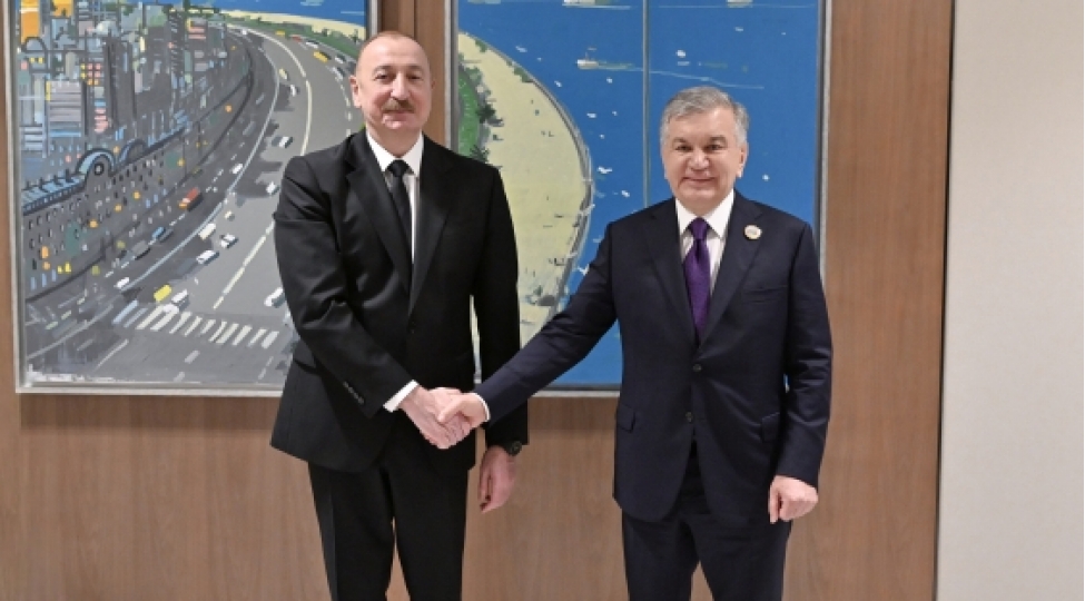 prezident-ilham-eliyev-ozbekistan-prezidenti-shavkat-mirziyoyevle-gorushub