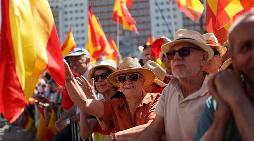 madridde-etirazchilar-sanches-hokumetinin-istefasini-teleb-edibler