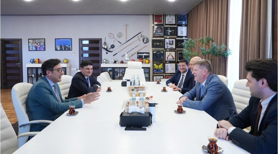 ferid-qayibov-miroslav-kroquletsi-qebul-edib