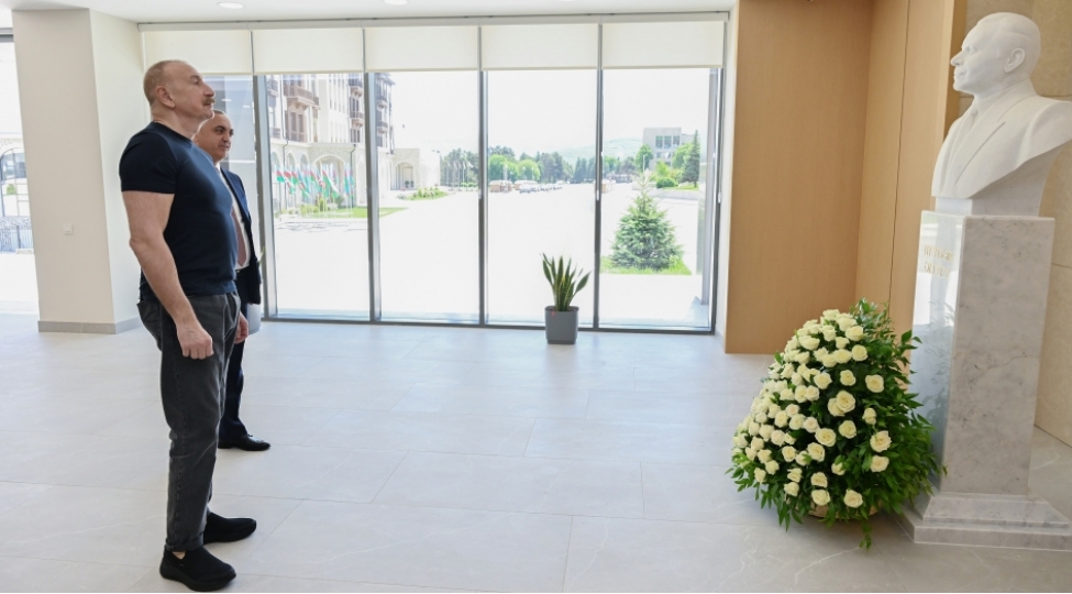 prezident-ilham-eliyev-xankendide-esasli-shekilde-yeniden-qurulmush-medeniyyet-merkezinin-achilishinda-ishtirak-edib