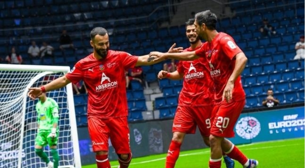azerbaycan-millisi-fransaya-qarshi