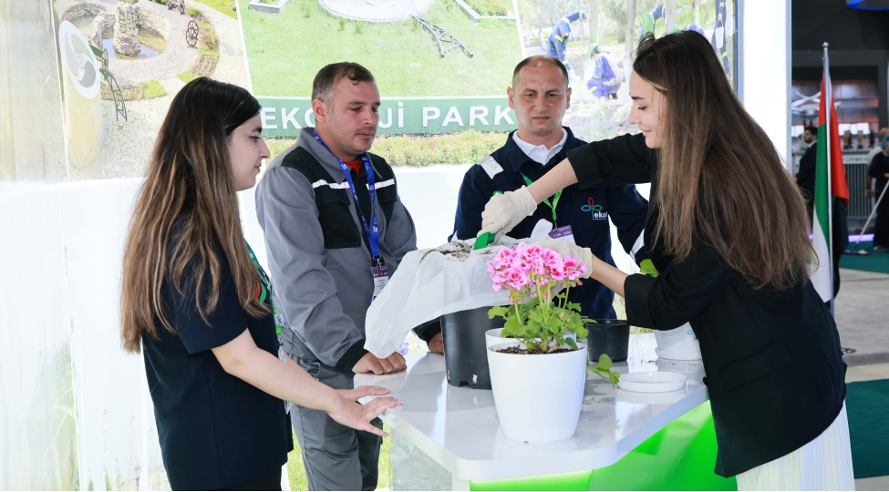 socar-31-ci-beynelxalq-xezer-neft-ve-qaz-sergisinde-oz-stendi-ile-temsil-olunur