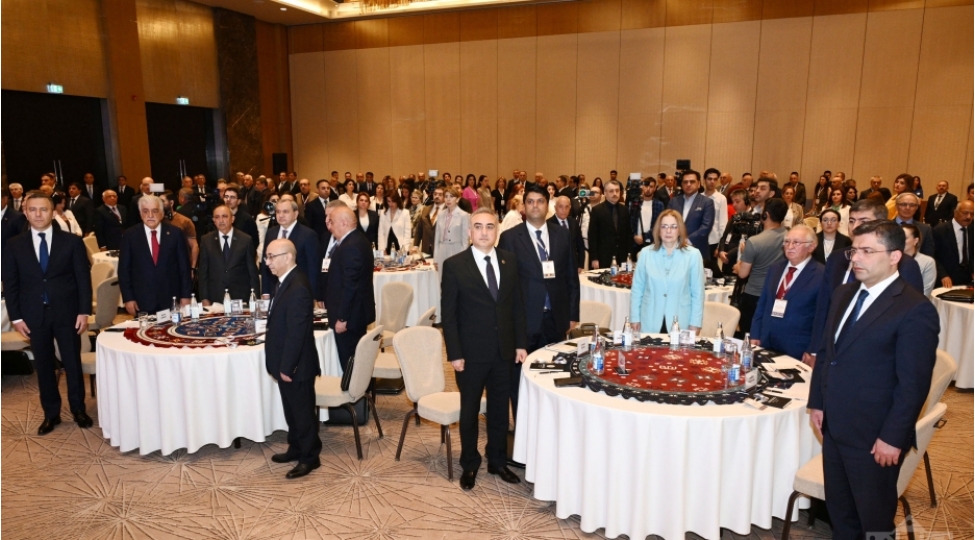 bakida-qerbi-azerbaycana-qayidish-movzusunda-i-beynelxalq-konfrans-bashlayib-2