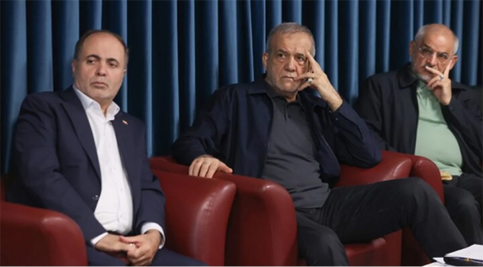 pezeshkian-dunya-bazarinda-semereli-ishtiraki-guclendirmek-lazimdir