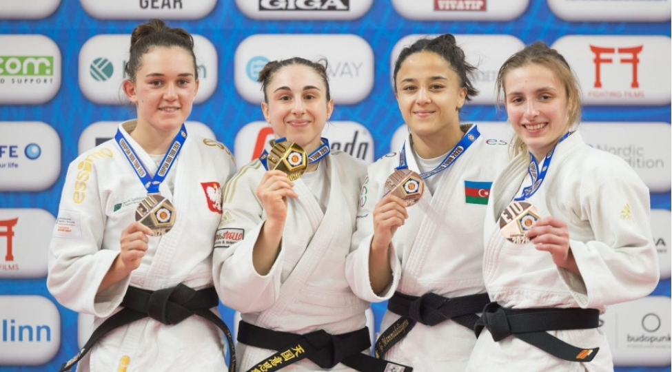 azerbaycanin-qadin-cudochulari-avropa-achiq-turnirini-3-medalla-bitirib