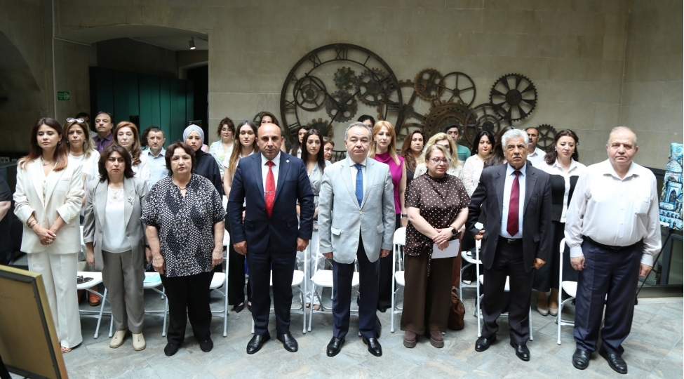 umummilli-lider-heyder-eliyevin-dovletchilik-siyasetinde-memarliq-shehersalma-ve-milli-deyerler-foto