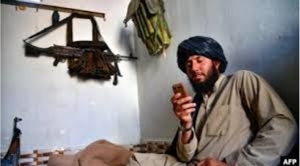taliban-rehberliyi-memurlar-uchun-smartfon-istifadesini-qadagan-edib