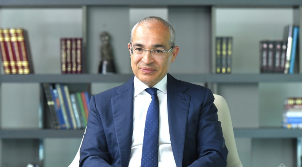 mikayil-cabbarov-qeyri-neft-qaz-sektoru-artiq-iqtisadiyyatimizin-aparici-quvvesine-chevrilib