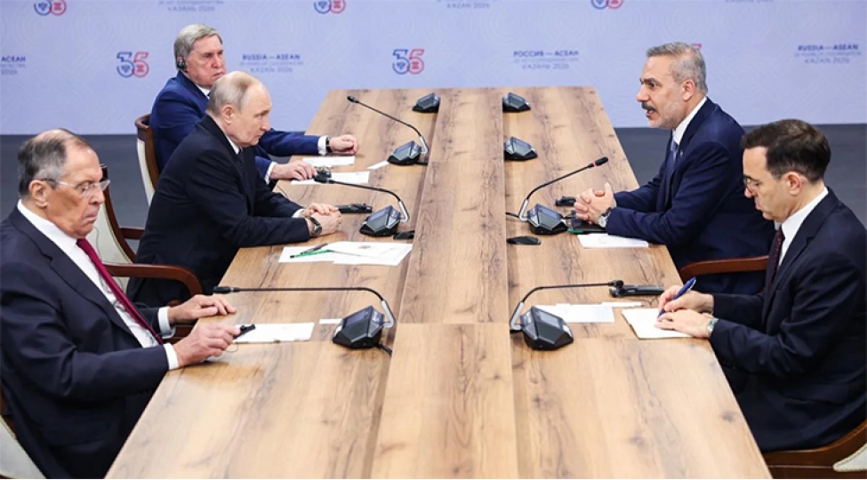 putin-turkiyenin-xarici-ishler-naziri-fidanla-gorushub