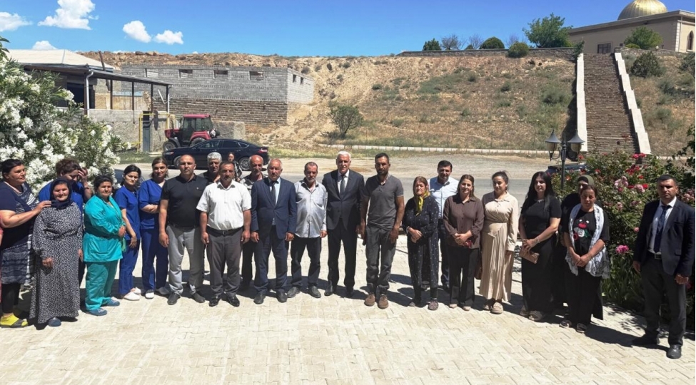 milli-meclisin-deputati-vuqar-rehimzade-ordubadda-sechicileri-ile-novbeti-gorushunu-kechirib-foto-13