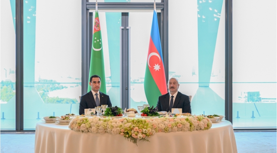Prezident İlham Əliyevin adından Türkmənistan Prezidentinin şərəfinə dövlət ziyafəti verilib