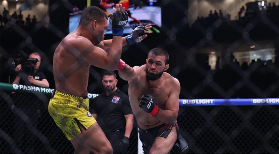 ufc-tahir-abdullayev-braziliyali-reqibini-meglub-edib