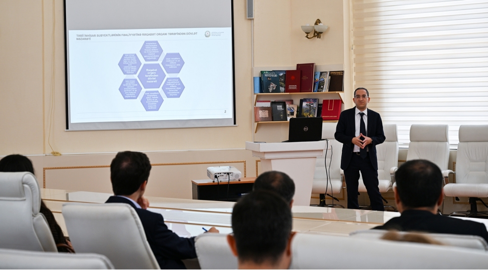 tebii-inhisar-subyektlerinin-numayendeleri-uchun-maariflendirici-seminar-kechirilib