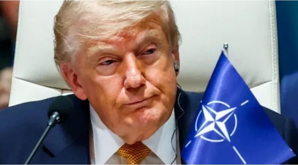 donald-tramp-putinle-danishacagini-bildirib