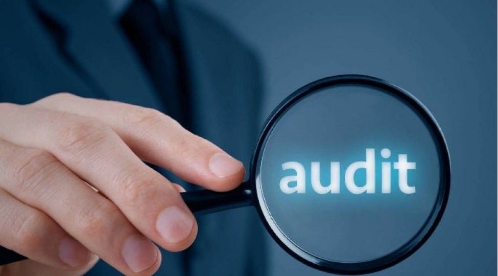 auditorlar-palatasi-resmi-muracietlerle-bagli-yeni-telebler-mueyyenleshdirib