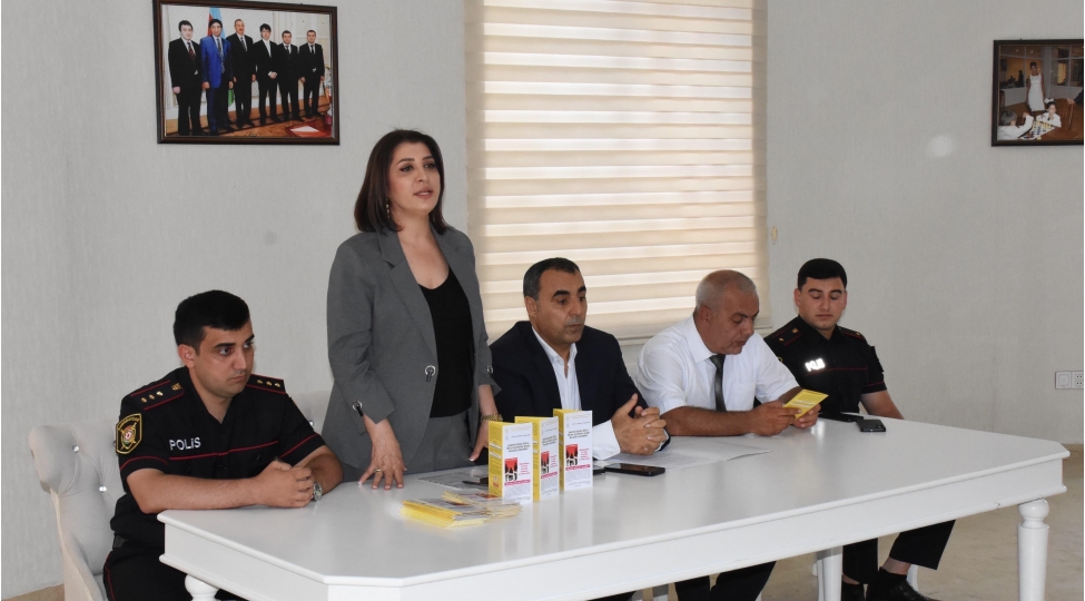 xxi-esrin-qadinlari-ictimai-birliyinin-layihesinin-yekun-tedbiri-agsuda-kechirilib-foto