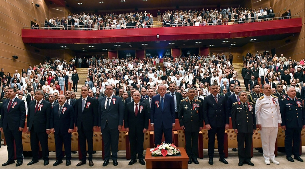azerbaycan-mudafie-naziri-turkiyede-ishguzar-seferdedir