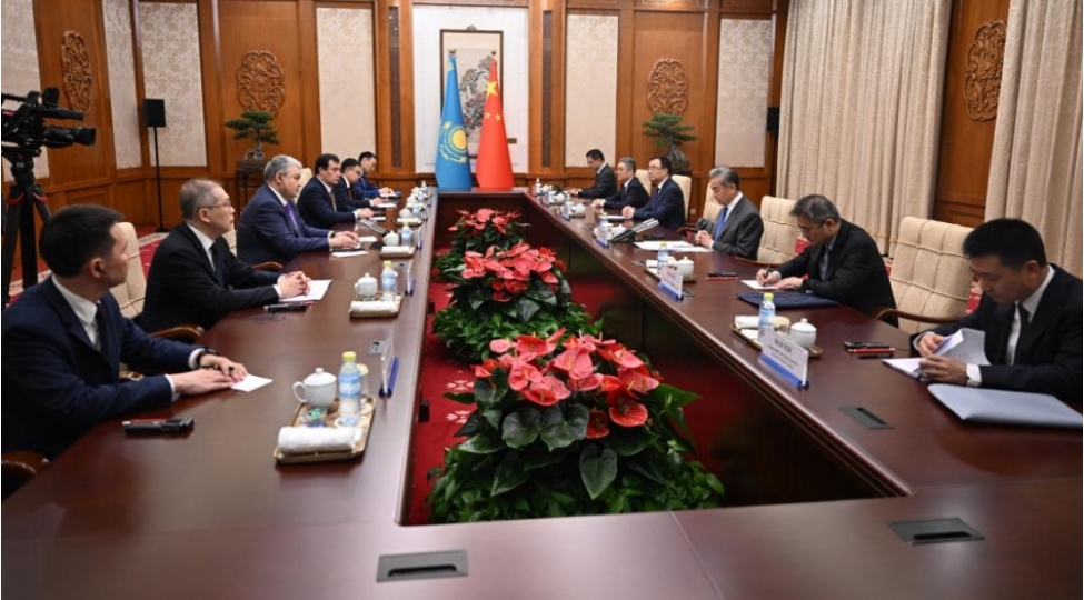 qazaxistan-ve-chin-ticaret-dovriyyesinin-ikiqat-artirilmasini-muzakire-edibler