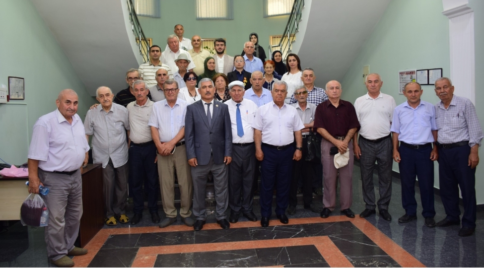 yap-masalli-rayon-teshkilati-veteranlarimiz-layihesi-cherchivesinde-shair-arif-ferzelinin-70-illik-yubileyine-hesr-olunmush-gorush-kechirib