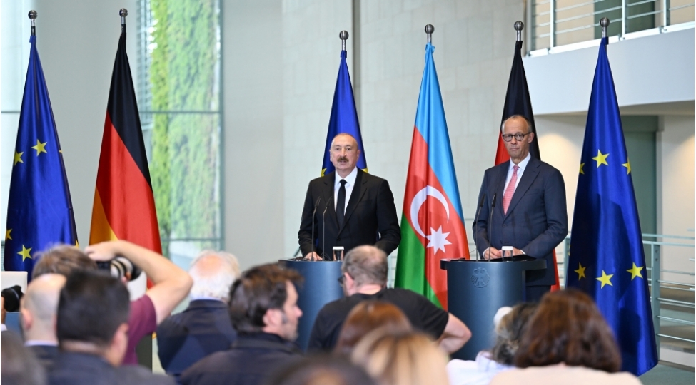 Prezident İlham Əliyev və Federal Kansler Fridrix Merts mətbuata bəyanatlarla çıxış ediblər -