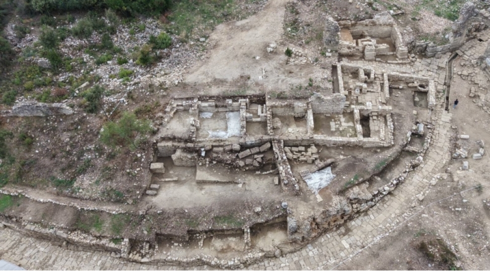 antalyanin-aspendos-antik-sheherinde-iki-min-illik-kuche-ashkarlanib