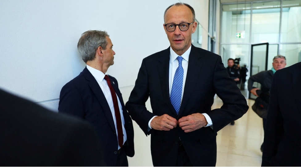 politico-merts-partiyadaxili-qalmaqal-sebebinden-bohranla-uz-uze-qalib