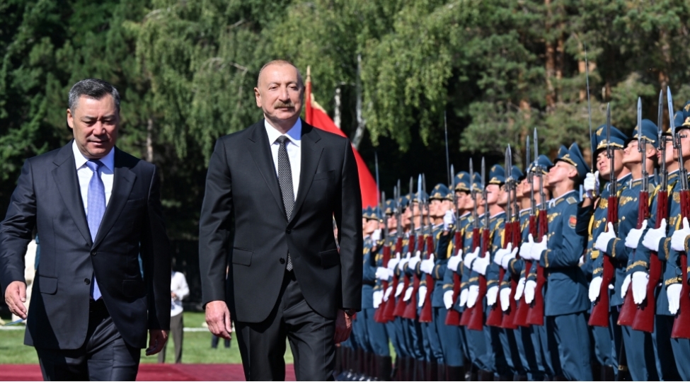 prezident-ilham-eliyevin-cholpon-ata-sheherinde-resmi-qarshilanma-merasimi-olub-yenilenibfoto